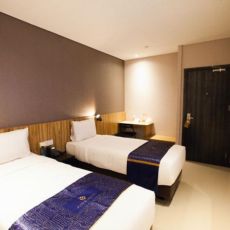Fitra Hotel Majalengka Esterno foto
