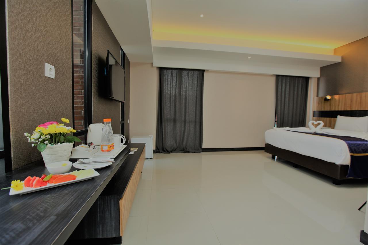 Fitra Hotel Majalengka Esterno foto